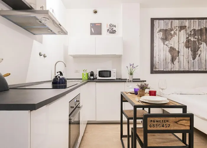 Easylife - Stile Navigli Con Terrazzo