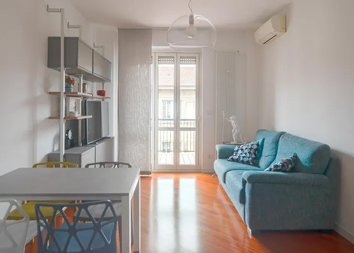 Isola Milano Apartment