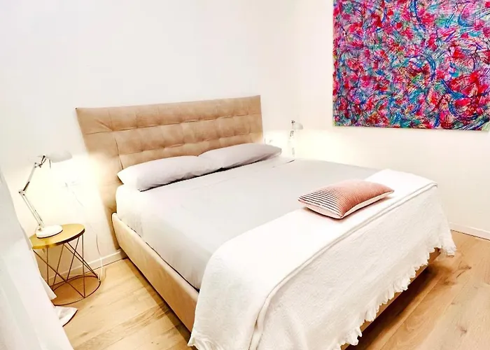 Apartment Suite - Charlize - In The Heart Of Milan