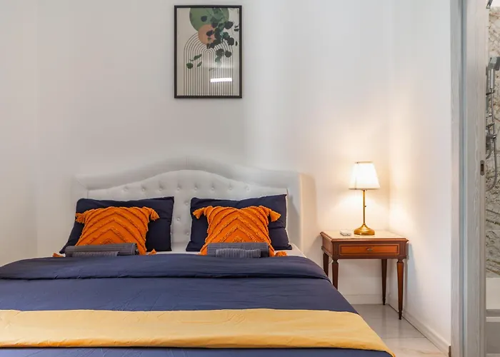 Rosa Rooms