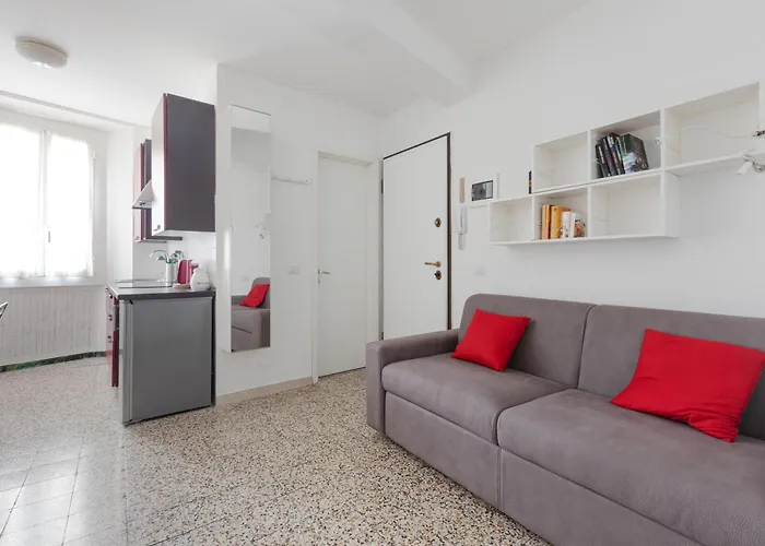 Sant\'Ambrogio - Modern Studio!