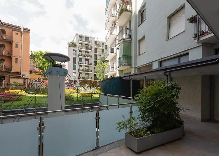 Milan-Corso Lodi Cosy Apartment With Small Terrace