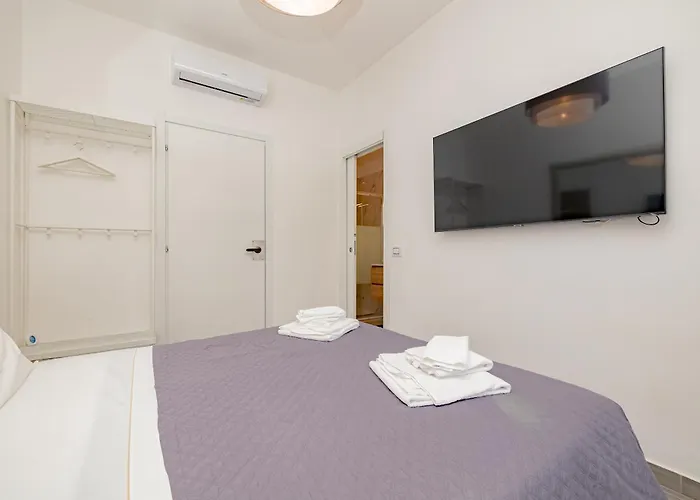 Cozy Room - 2