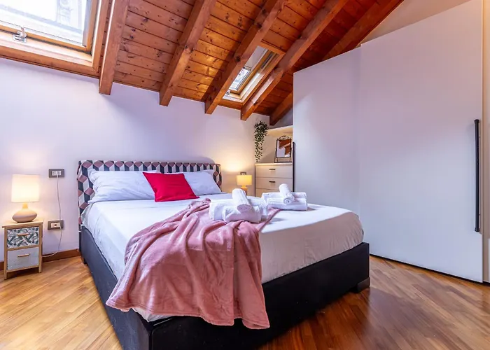 Romantic Suite Navigli - 15Min Duomo - Free Parking