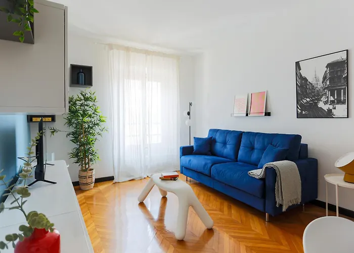 The Best Rent - Colorful Apartment In Central Station