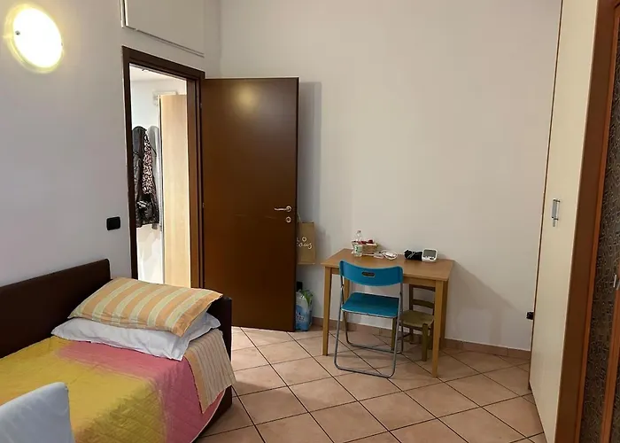 Casa Jaures-Turro, 10 Meters From The Metro, Red Line Mm1