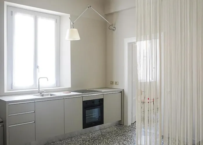 Newly Renovated Two-Room Apartment