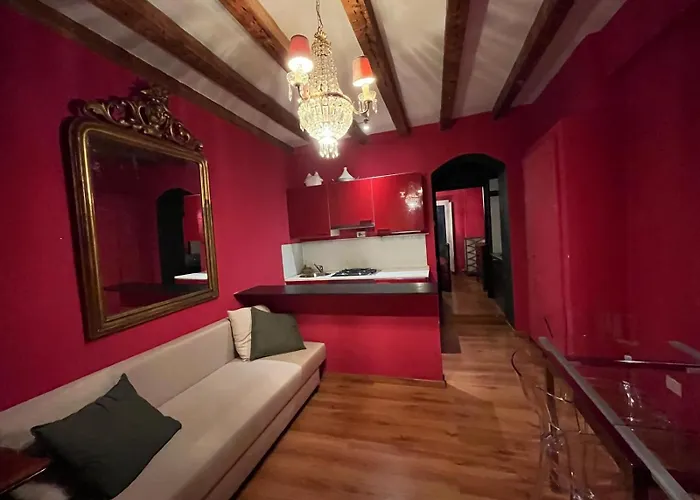 La Vie En Rouge - Porta Venezia Milano