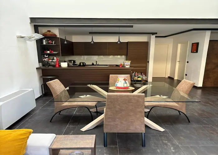 Charming Milano Apartment With 2-Way Air Con Bbq