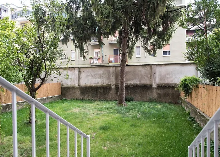 1 Bedroom Flat With Garden