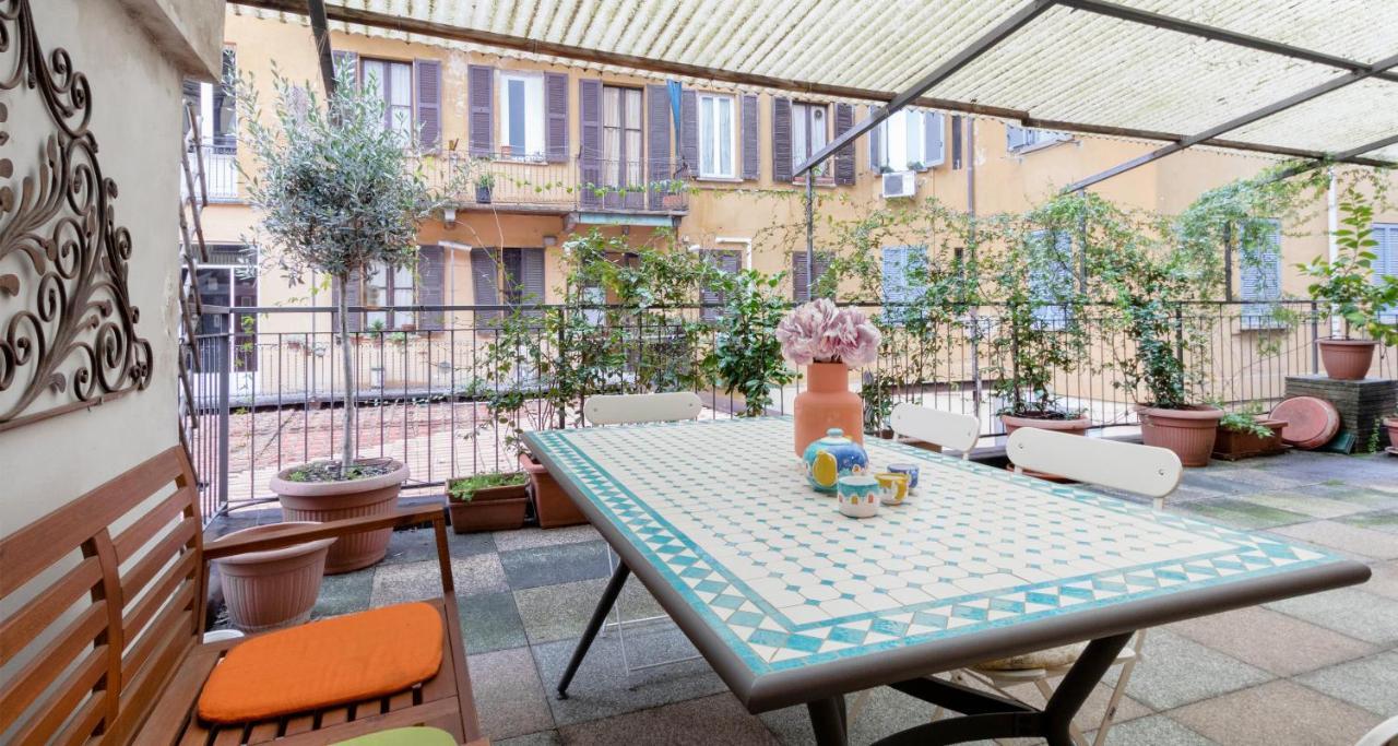 Joivy For 6 With Big Terrace In Centro Storico Apartment Milan