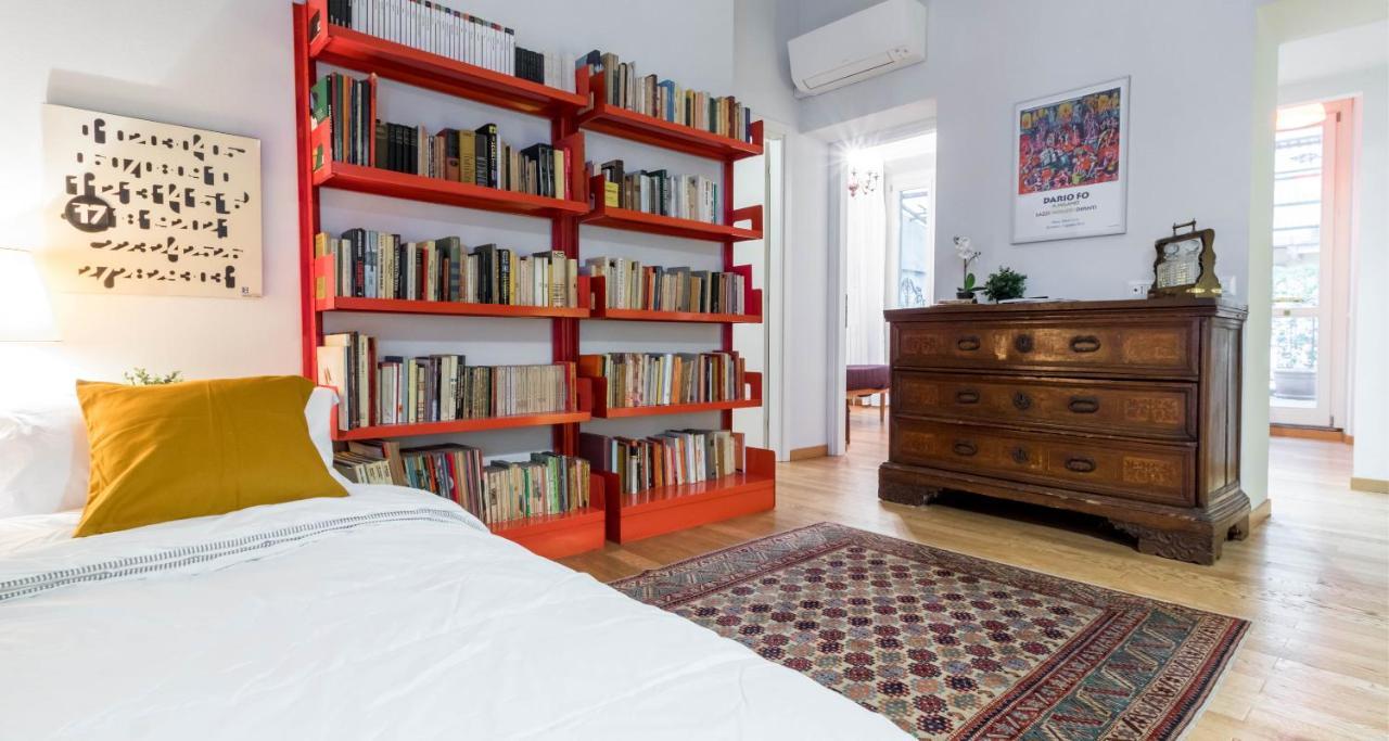 Joivy For 6 With Big Terrace In Centro Storico Apartment Milan