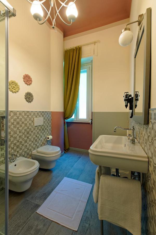 Guest house White Ribbon