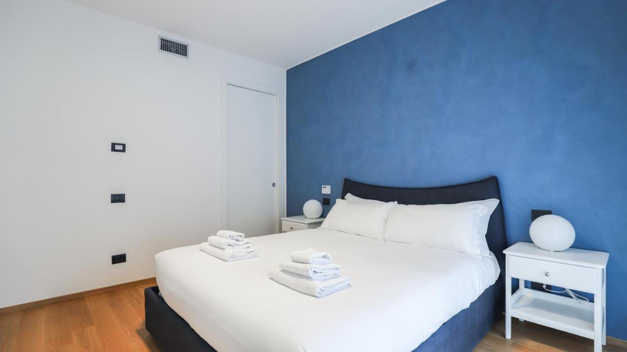 Italianway - Lazzaro Papi 14 B Milan