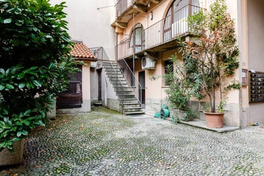Navigli & Darsena Comfortable Apartment