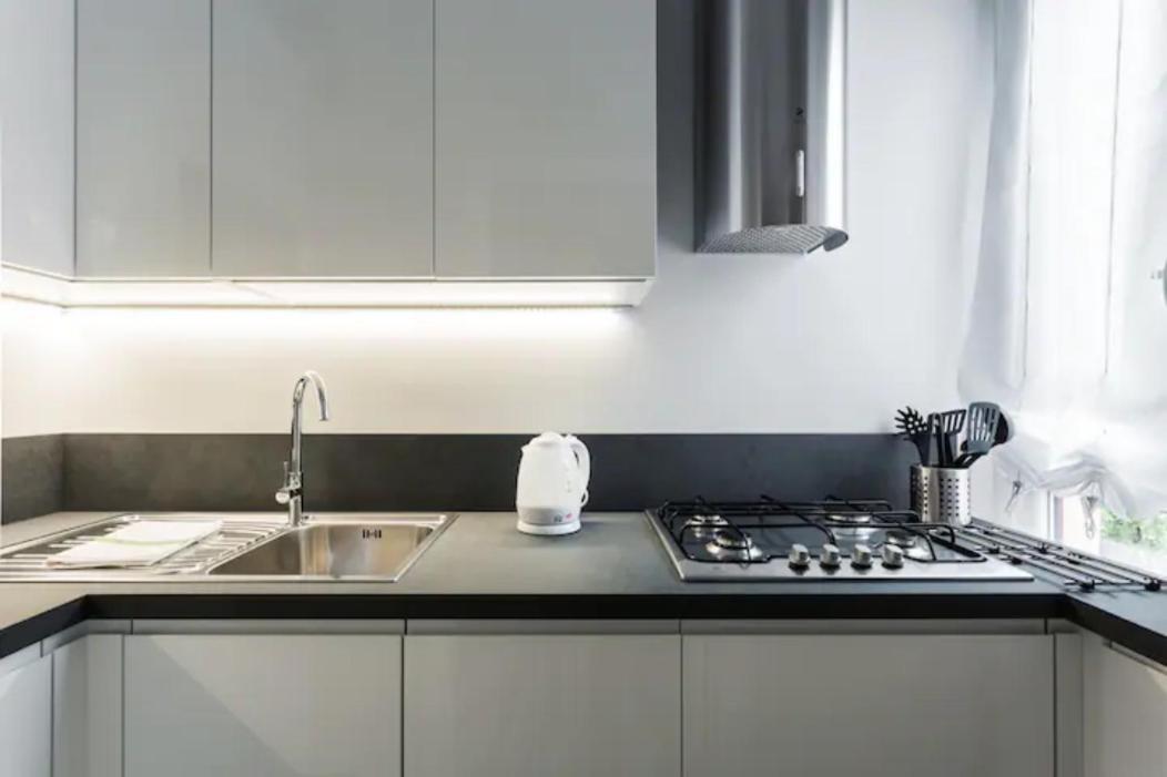 Citta Studi Bright And Stylish Flat With Balcony