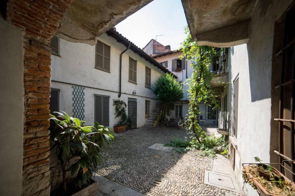 Apartment Hbhall Navigli 2