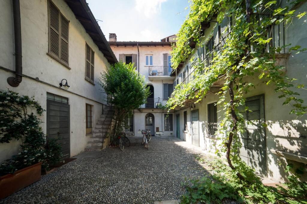 Hbhall Navigli 2
