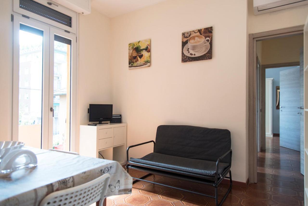 Youhosty - Marche 31 A Milan