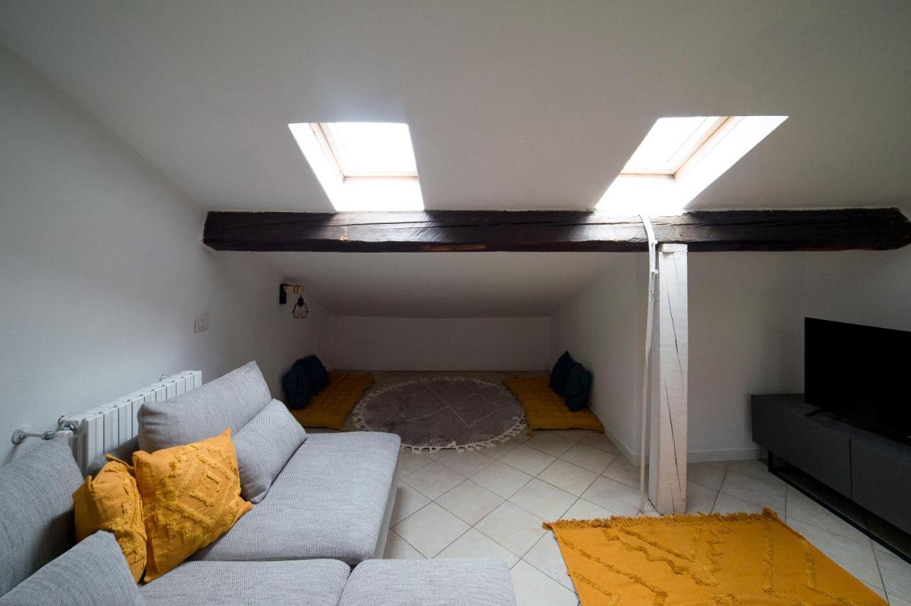 Hbhall Navigli 30 Apartment Milan