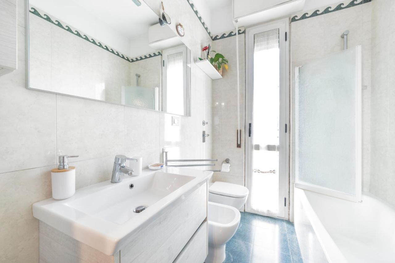 Precotto Comfortable Flat With Balcony * Milan