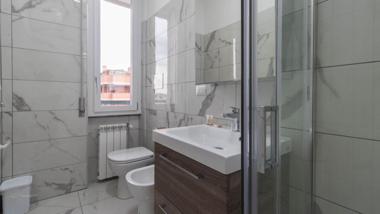 Apt24 - Modern With Balcony * Milan