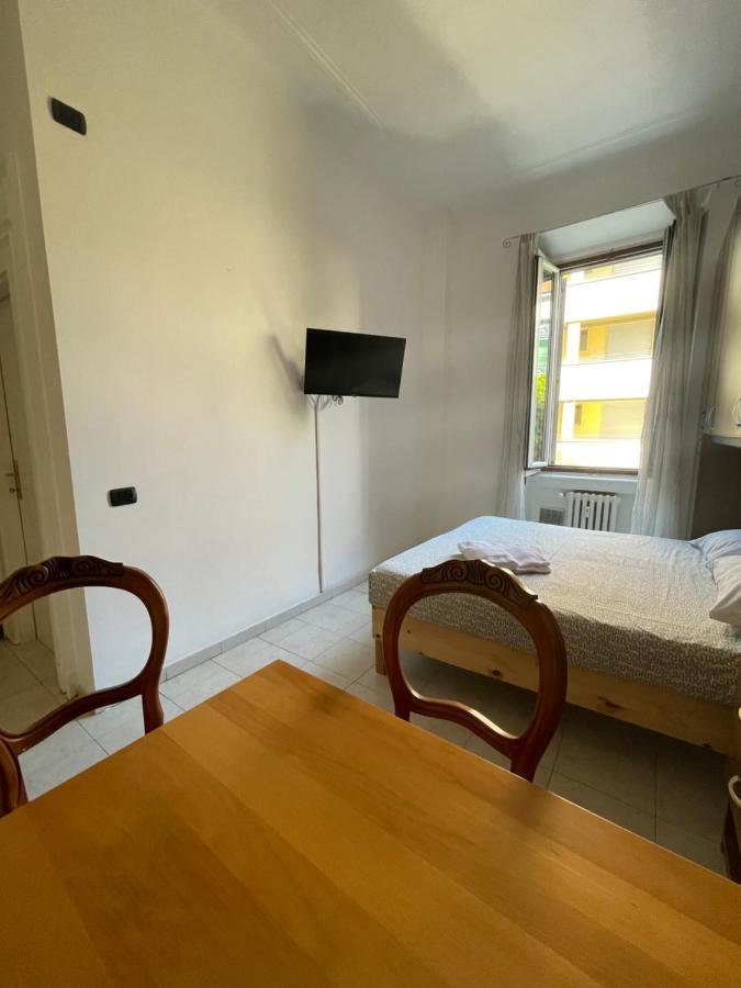 Venini 23 * Milan