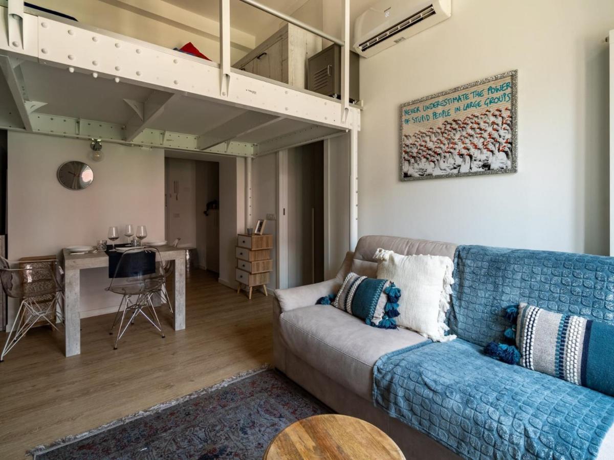The Rent - Lovely Loft With Balcony Near Piazza Vetra Milan