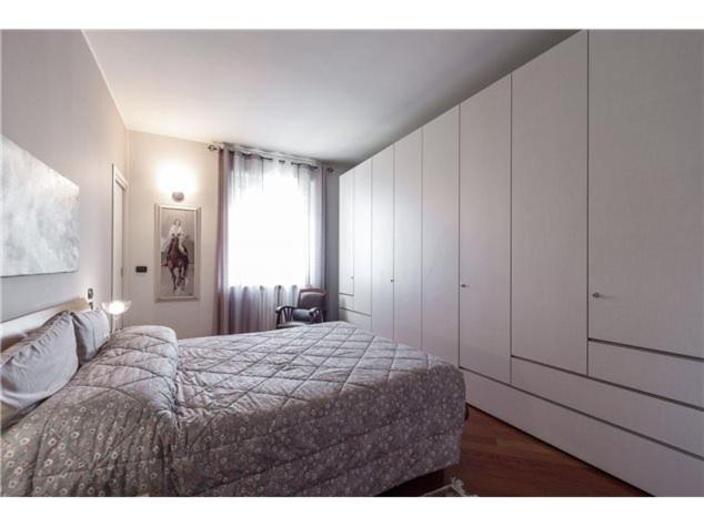 Apartment Chopin #83 *