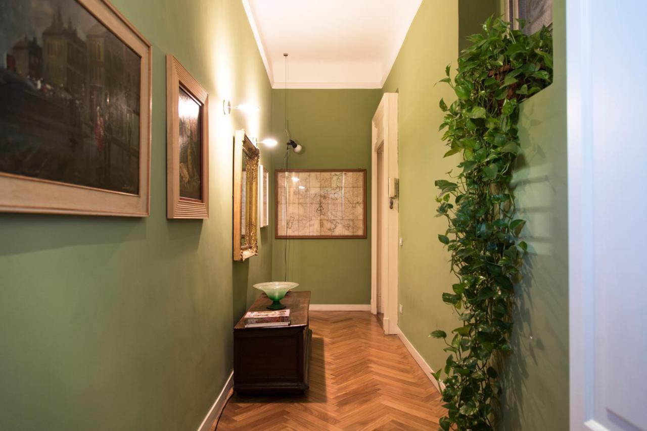 Sophisticated Near Duomo Appartamento Milano