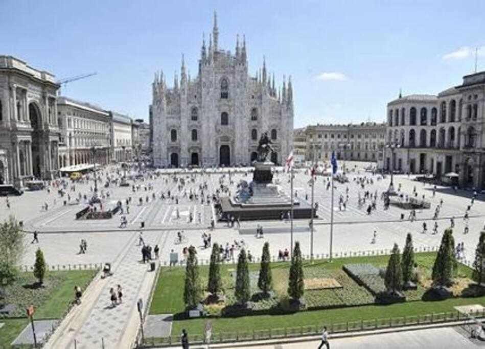 Duomo With Lovely Terrace * Milão