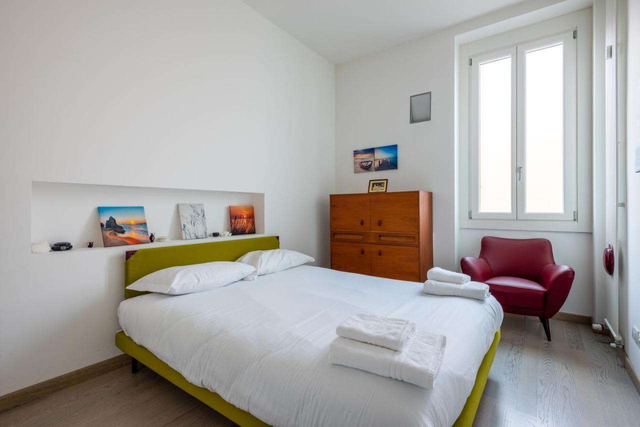 Apartment Loft Moderno In Dateo Milan