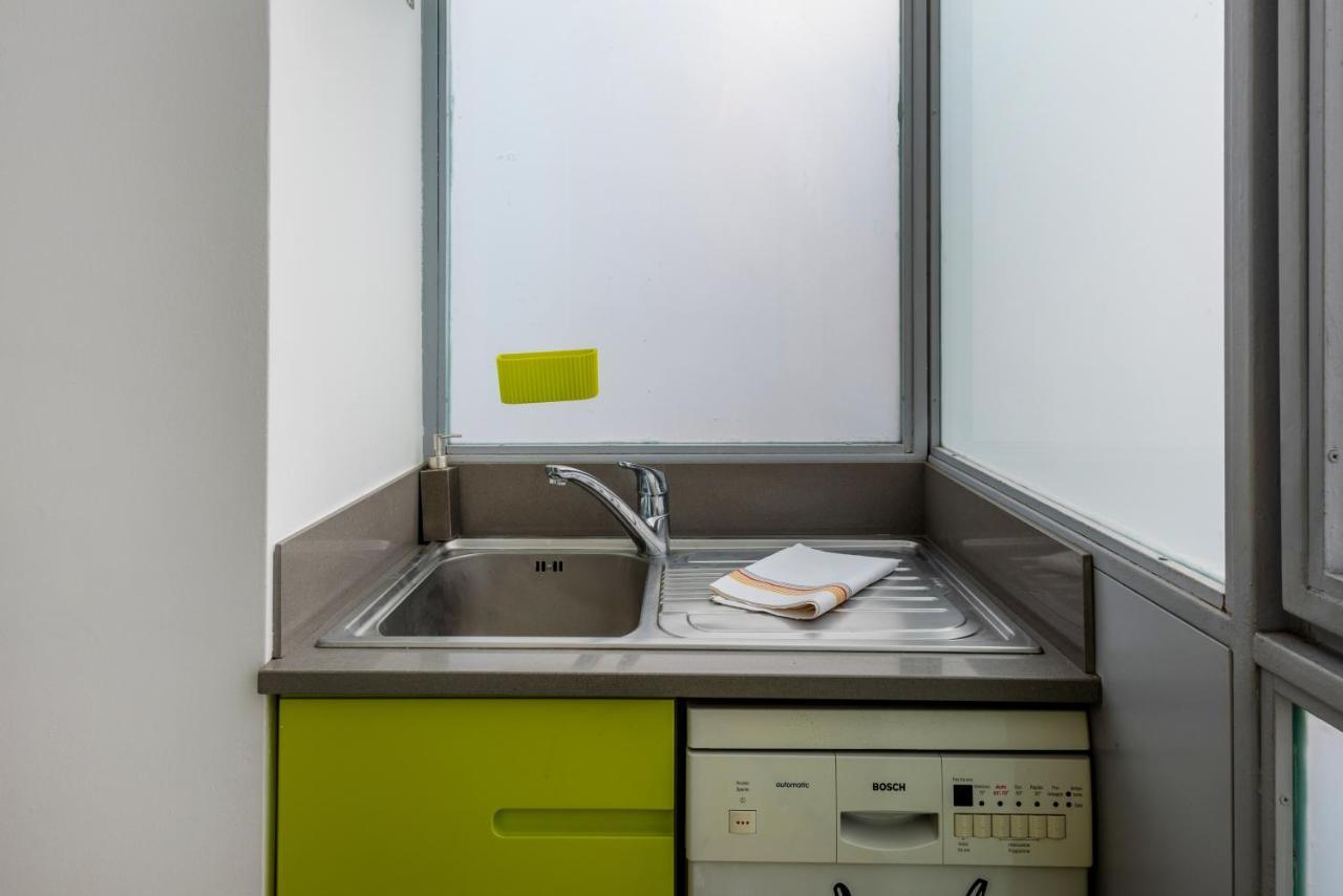 Loft Moderno In Dateo Apartment Milan