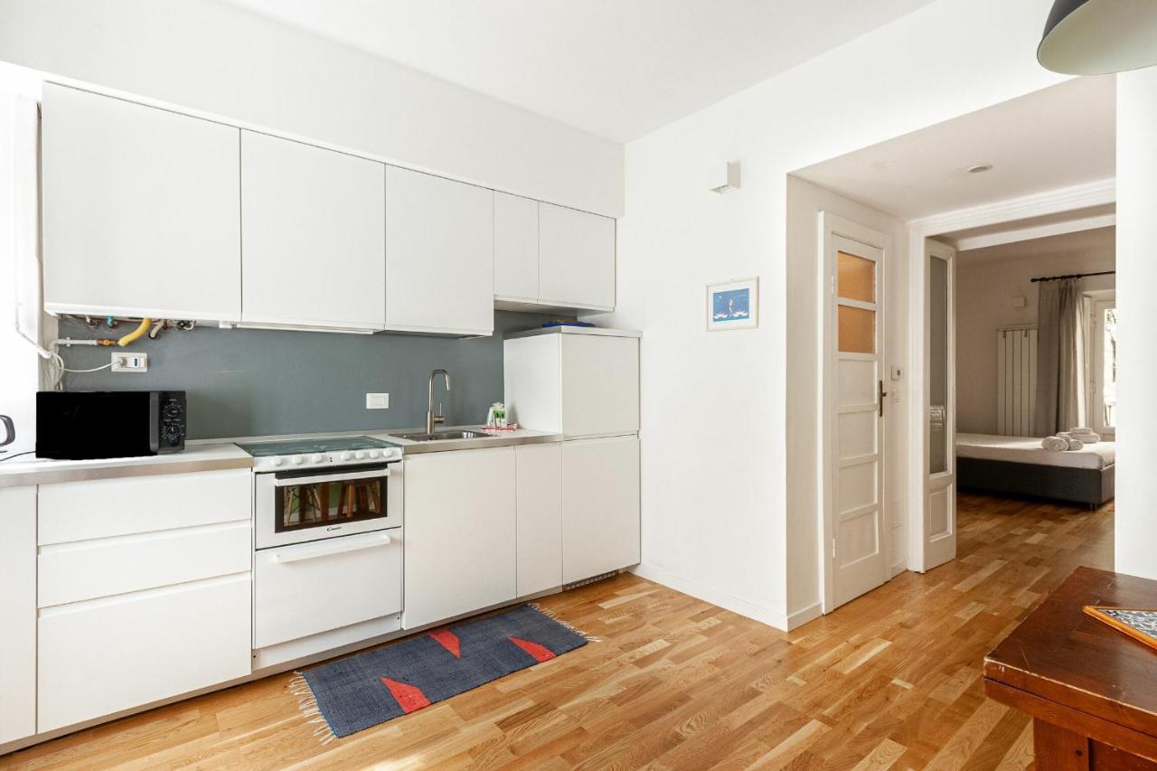 Apartment Piermarini Milan