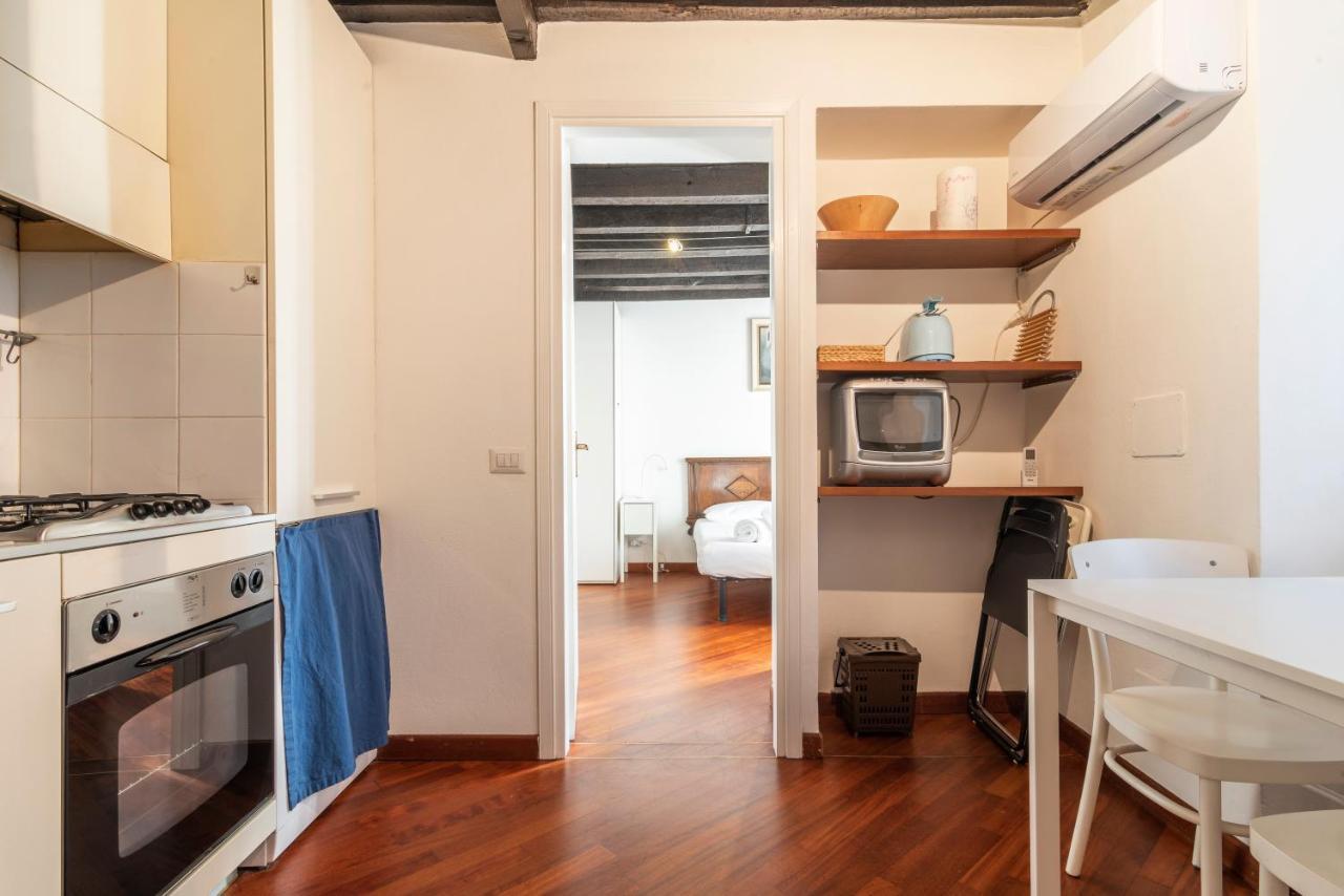 Apartment Luvi - Garibaldi Milan