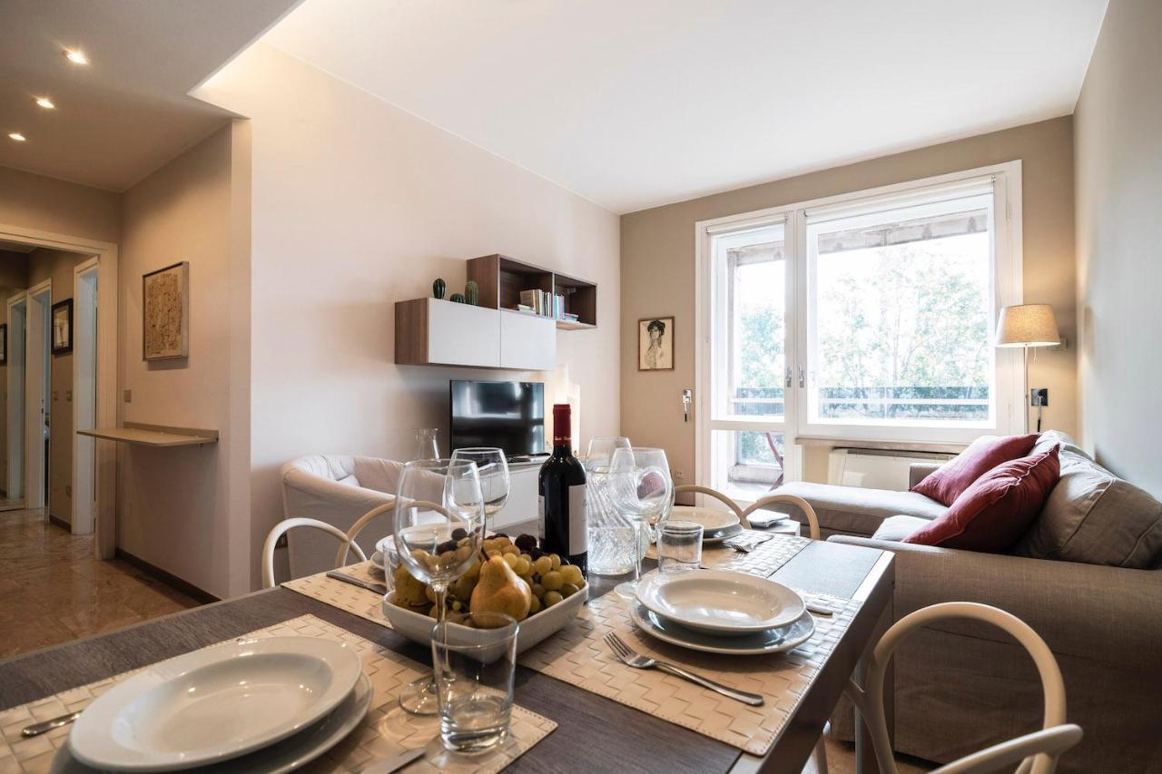 Apartment Contempora - Elvezia 8 - E32 Milan
