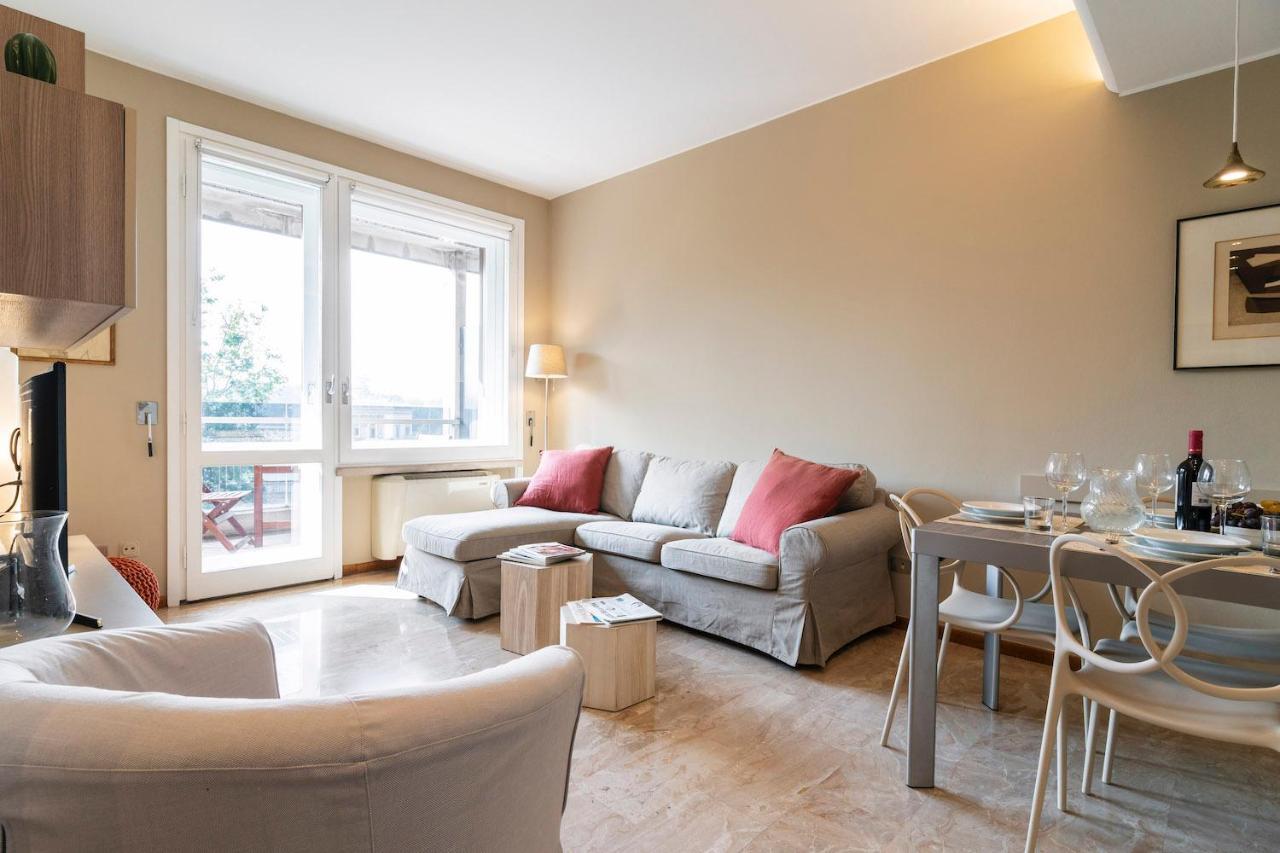 Apartment Contempora - Elvezia 8 - E32 Milan
