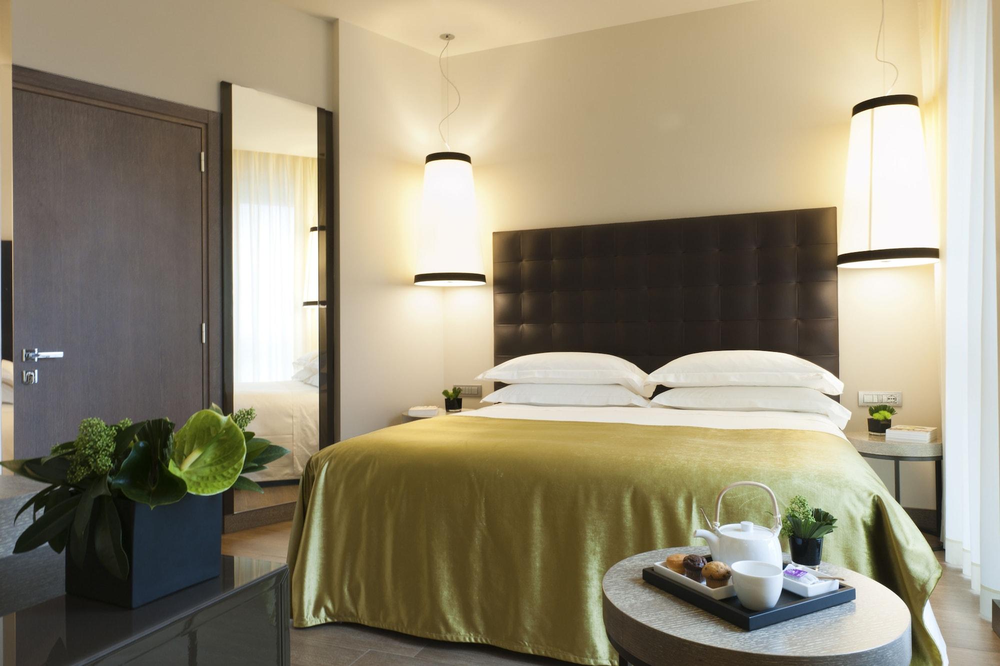 Starhotels Echo 4* Milan