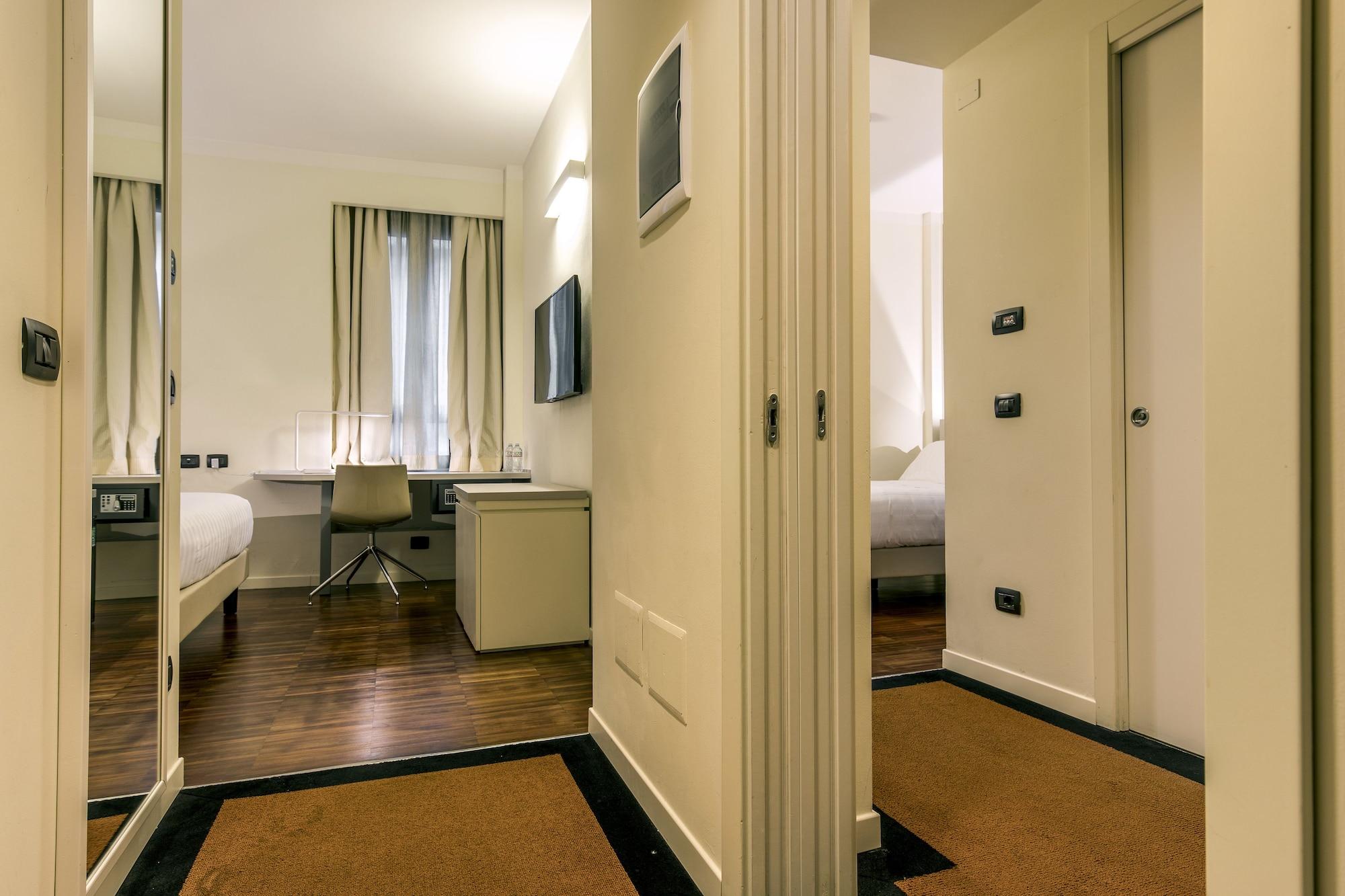 43 Station 3* Milan