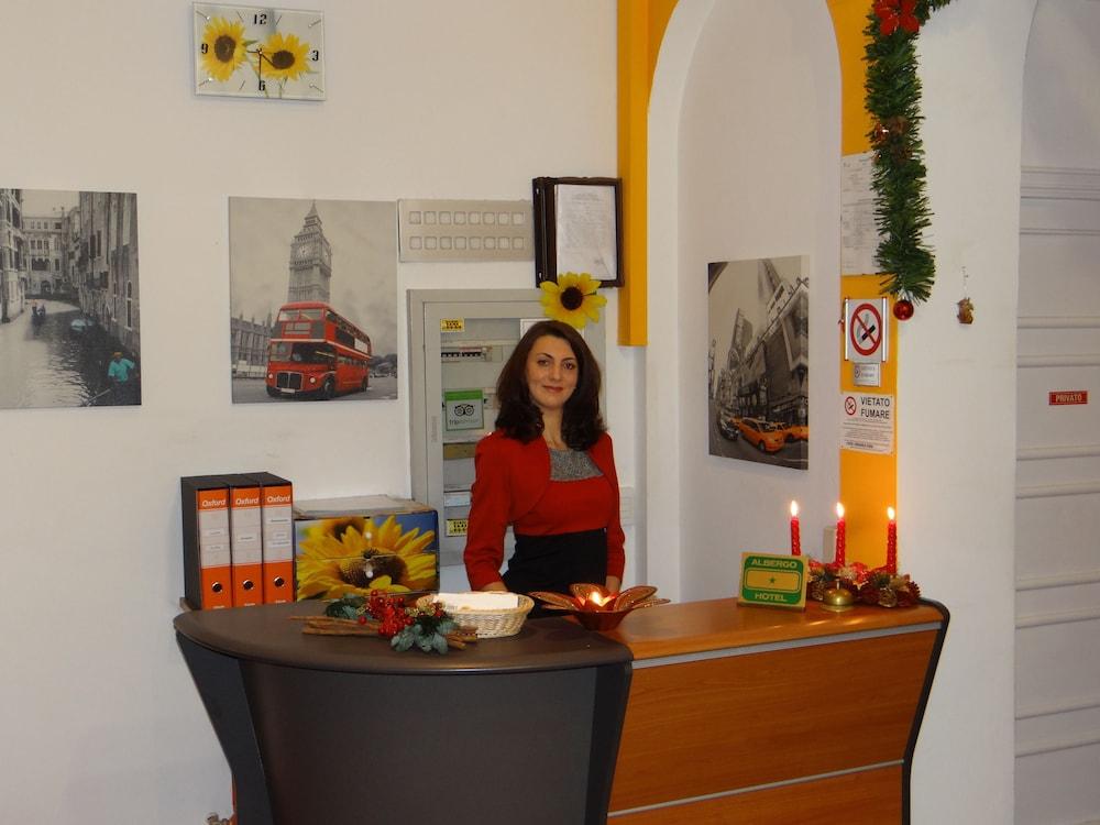 Amendola Fiera Hotel