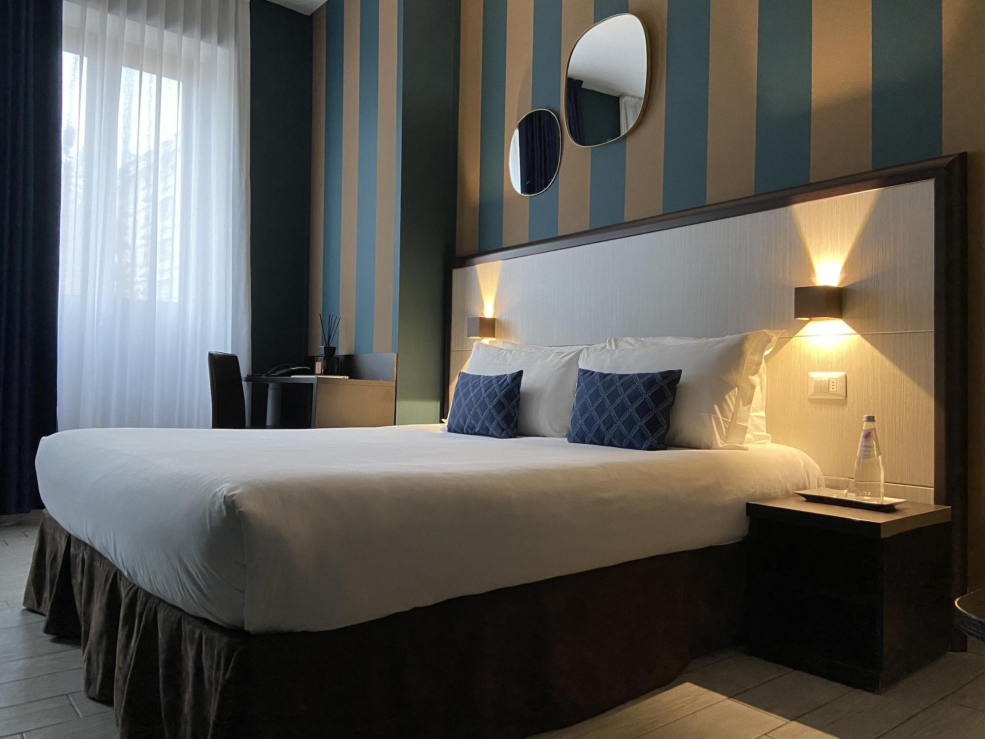 Hotel Av Milão