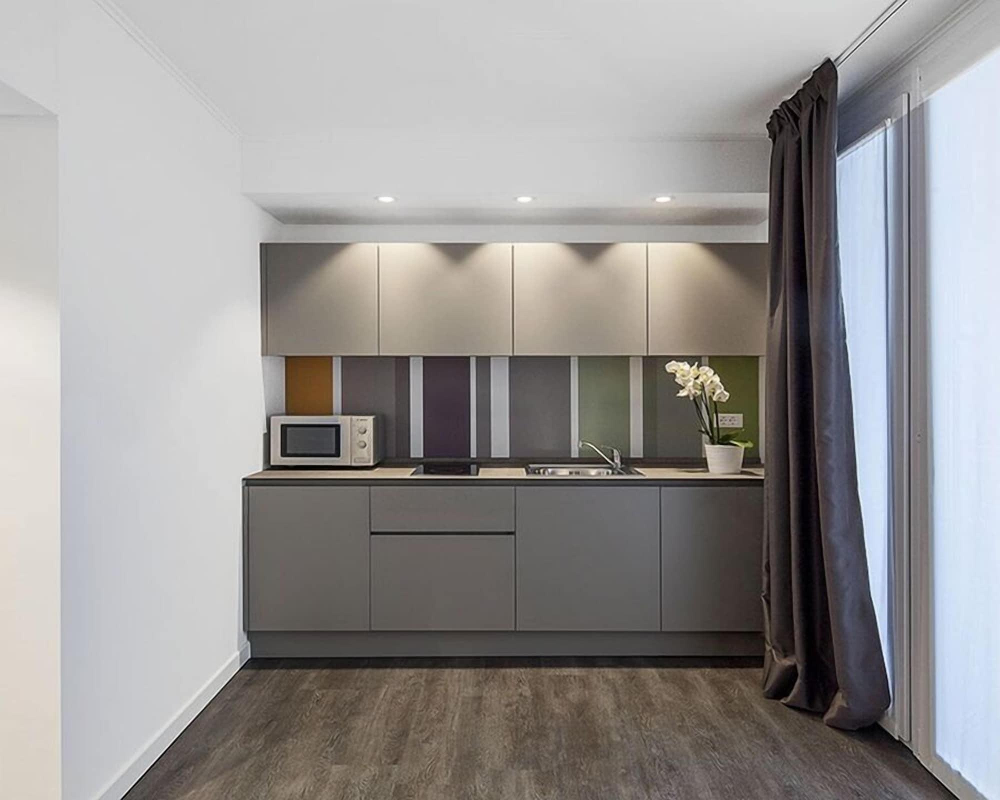 & Urban Padel Aparthotel Milano