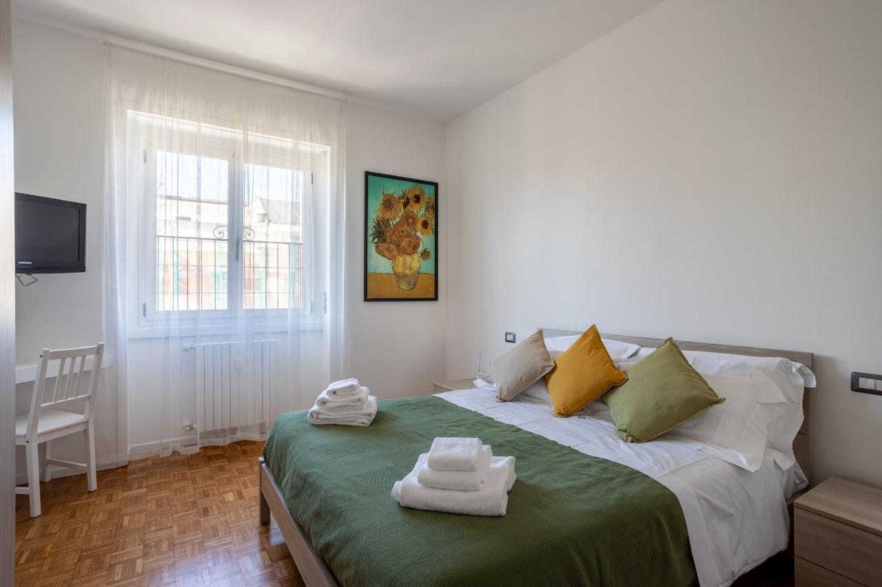 - Parking And Comfort - Spacious Up To 8 Pax Apartment Milan