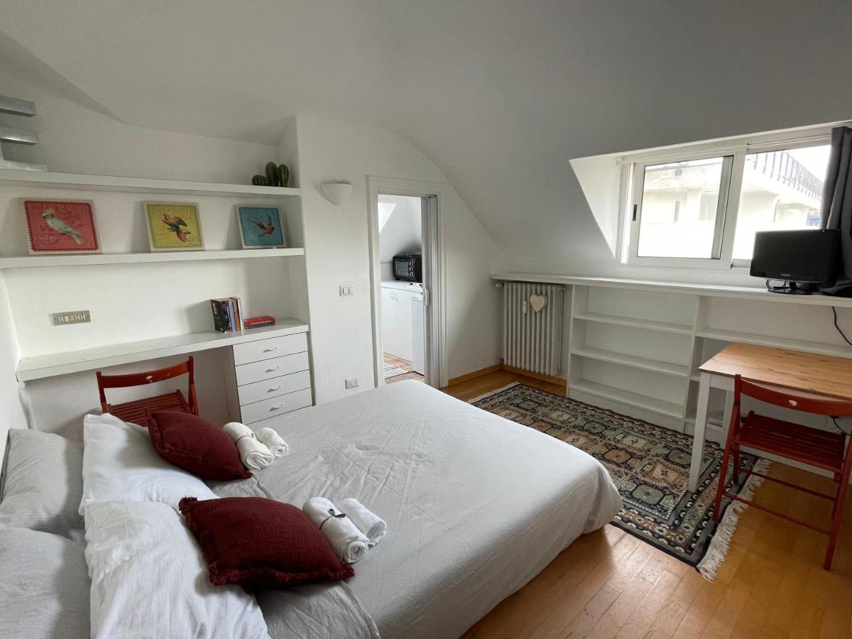 Apartamento Tortona Tiny Attic Directly Connected To Duomo *