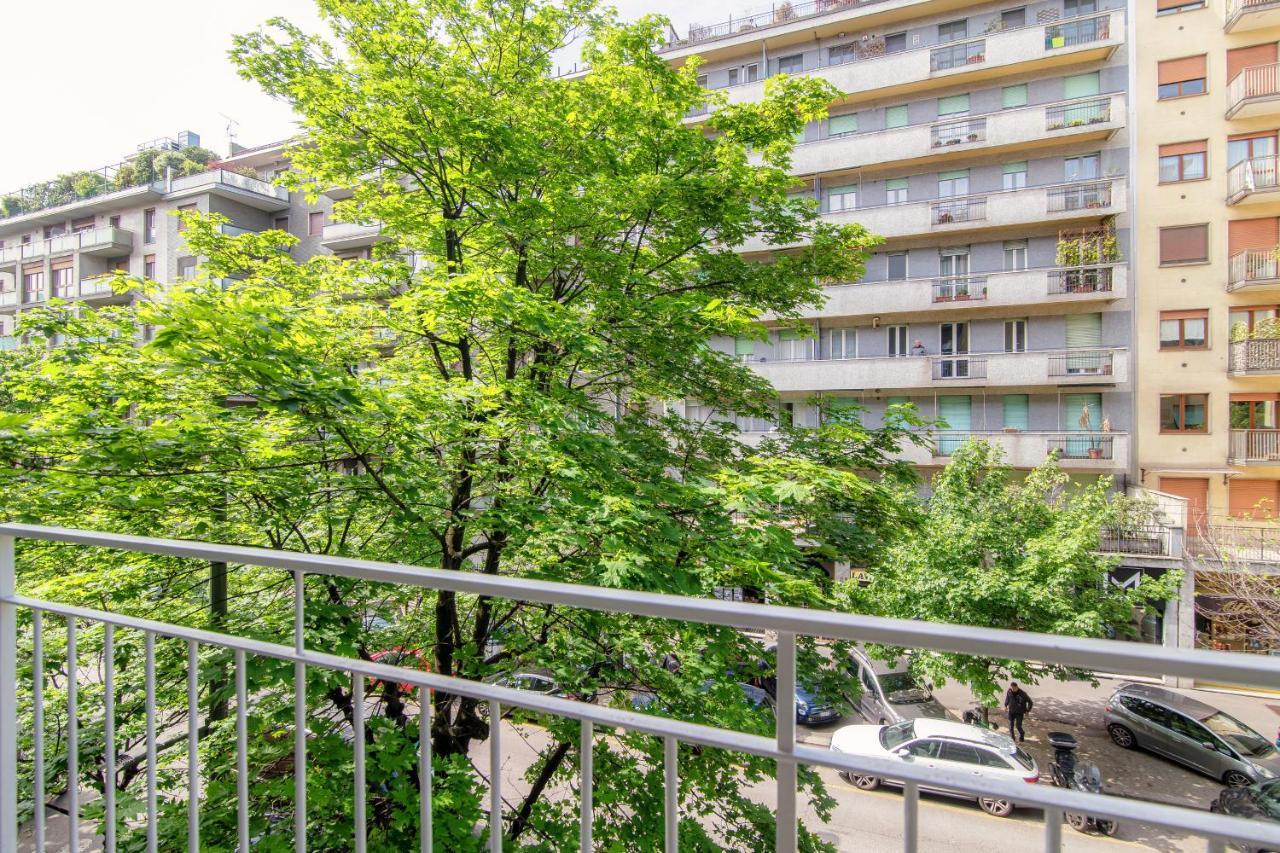 Altido Bright Life W/2 Balconies Apartment