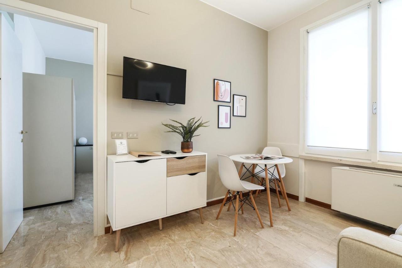 Contempora - Elvezia 8 - E34 * Milan