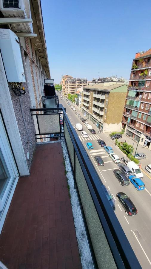 Fondazione Prada Metro Corvetto Splendido Monolocale Ristrutturato Ben Arredato Apartment Milan