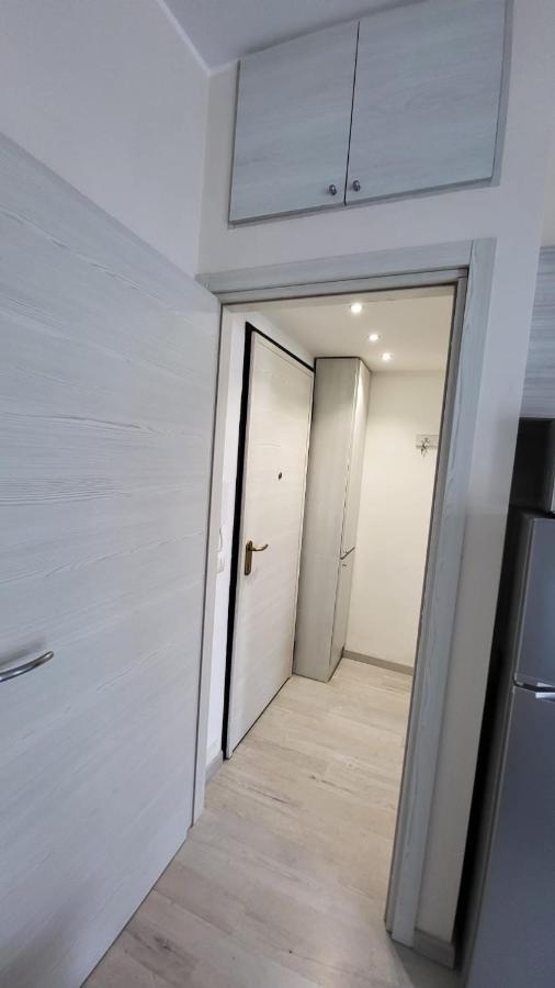 Apartment Fondazione Prada Metro Corvetto Splendido Monolocale Ristrutturato Ben Arredato Milan
