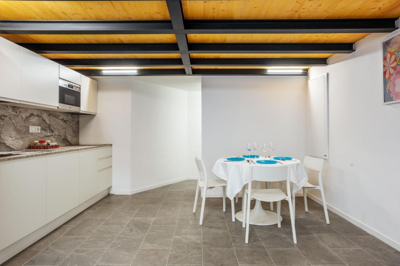 Apartment Comfy And On The Navigli River By Eayslife