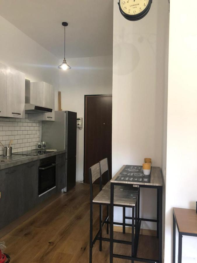 Trevi Industrial D Apartamento Milão